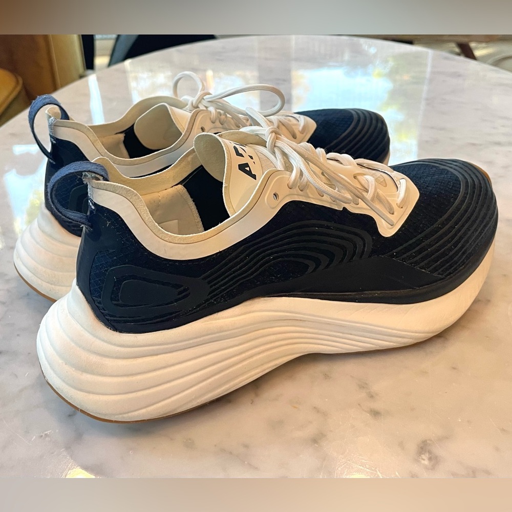 APL Athletic Propulsion Labs Streamline Running Shoe, navy/white, worn once, sz7 - Picture 3 of 16